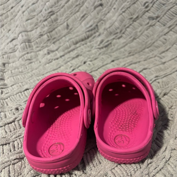 GUC PINK Crocs 5C - Picture 3 of 4